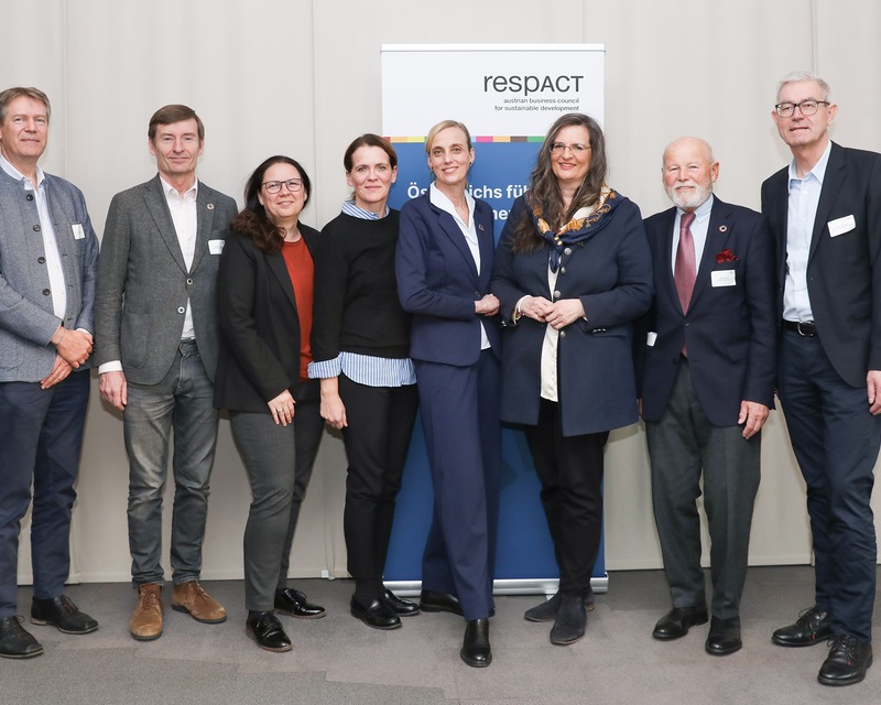 V.l.n.r.: Christian Strasser (respACT- Landeskoordinator Burgenland); Herbert Schlossnikl (respACT-Vizepräsident & Landeskoordinator Niederösterreich); Daniela Werdecker-Davies (respACT-Vorstandsmitglied); Birgit Aichinger (respACT-Vorstandsmitglied 